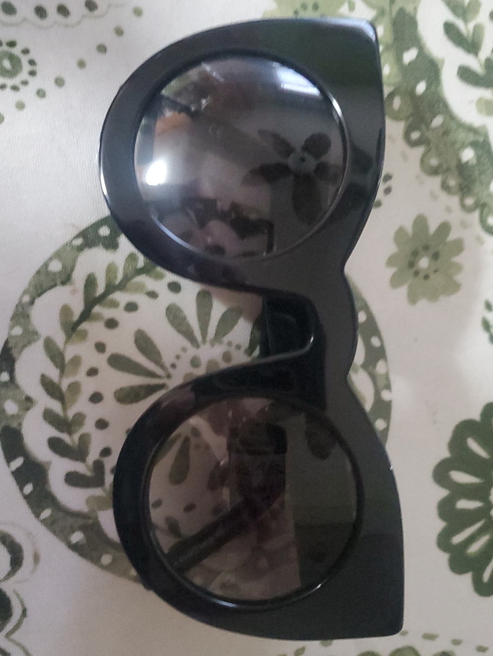 Valley Wolves Black Sunglasses